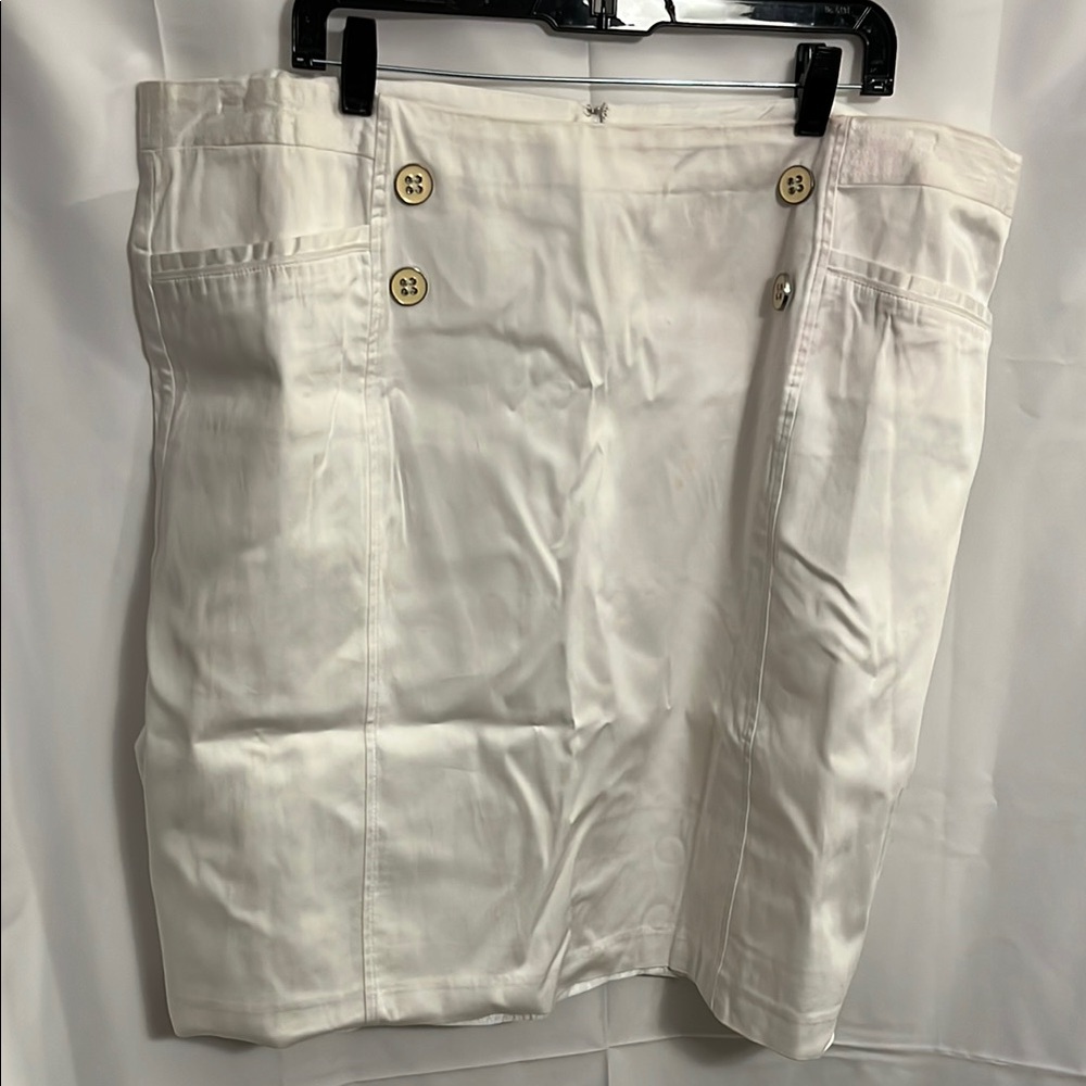 Dress Barn White Button-Accent Skirt